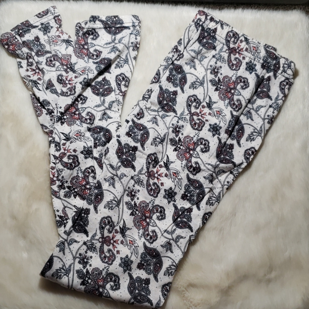 Sheer lightweight leggings